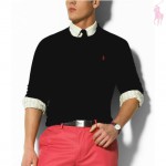 La maglieria : pullover girocollo.