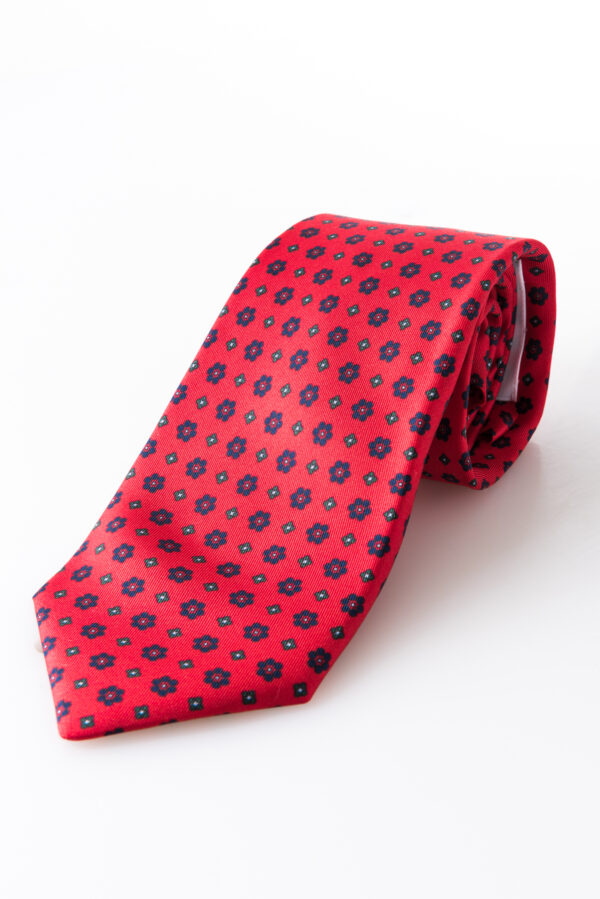Seven-fold Tie – Clara Rosso