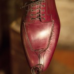 Il primo passo sulle orme dell'eleganza - una norvegese di stile italiano in lavorazione