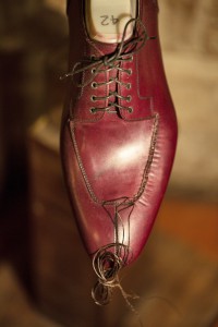 Il primo passo sulle orme dell'eleganza - una norvegese di stile italiano in lavorazione