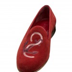 A. Testoni: pantofola in vitello scamosciato.
