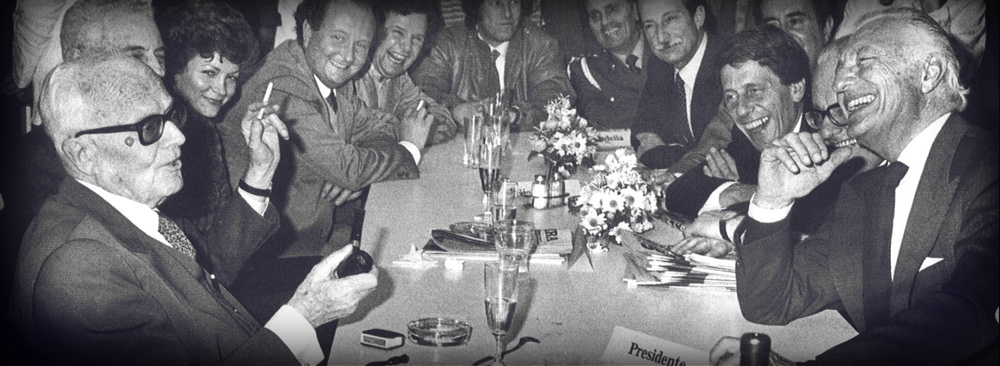 The visit of the Italian President Sandro Pertini to La Stampa in 1984 .