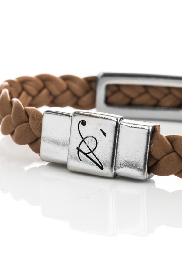 Bracciale in pelle Eddy cuoio- dettaglio chiusura L'Avvocato