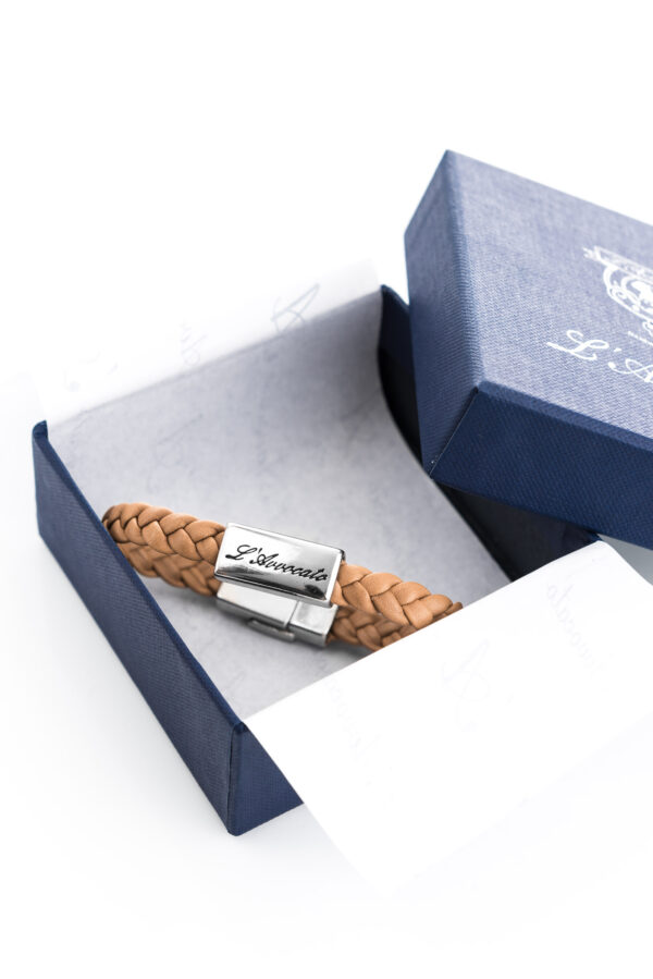 Bracciale in pelle Eddy cuoio nella sua confezione