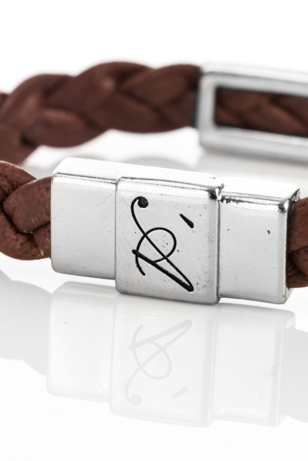 Bracciale in pelle Eddy marrone- dettaglio chiusura L'Avvocato
