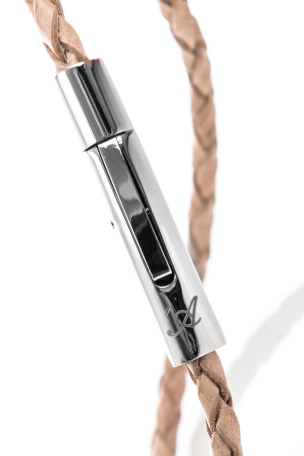 Vowen natural colour leather bracelet “Skin” – steel clasp detail with ‘A logo engraved