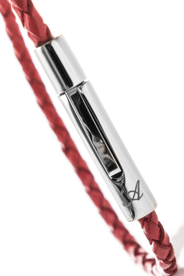 Vowen red leather bracelet “Skin” – steel clasp detail with ‘A logo engraved
